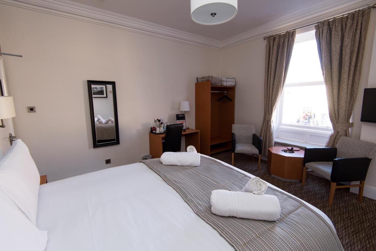 Hotel The Wellington Brecon Exterior foto